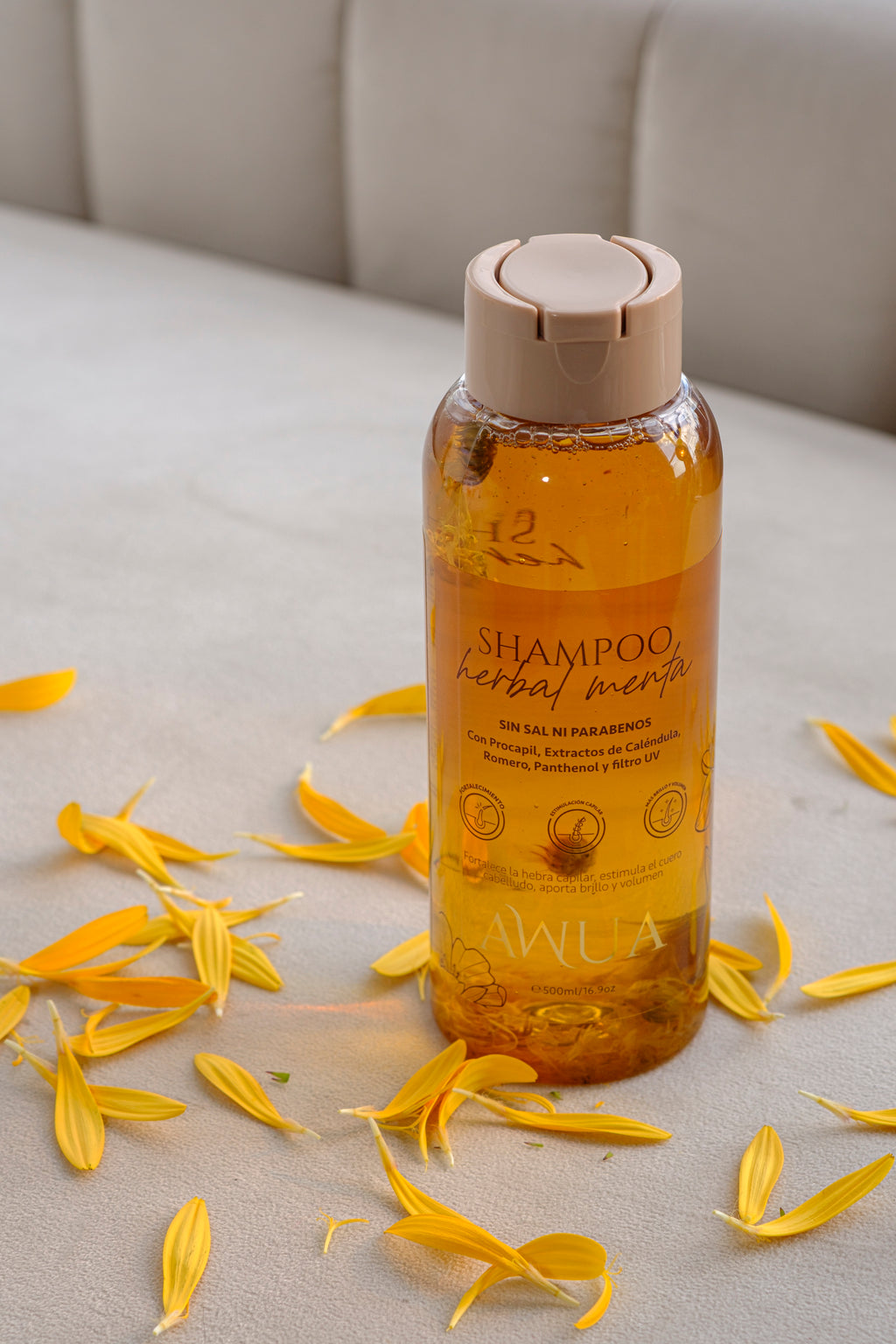 Shampoo herbal